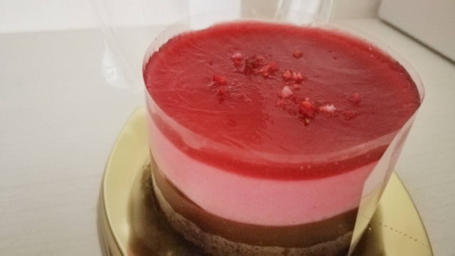 セブンイレブンのピエール・エルメクリスマスケーキ