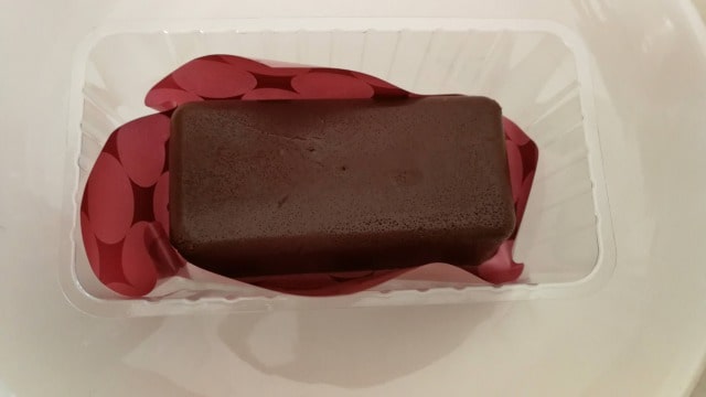 ローソンの雪溶けショコラテリーヌのカロリーと糖質は?味の実食レビュー