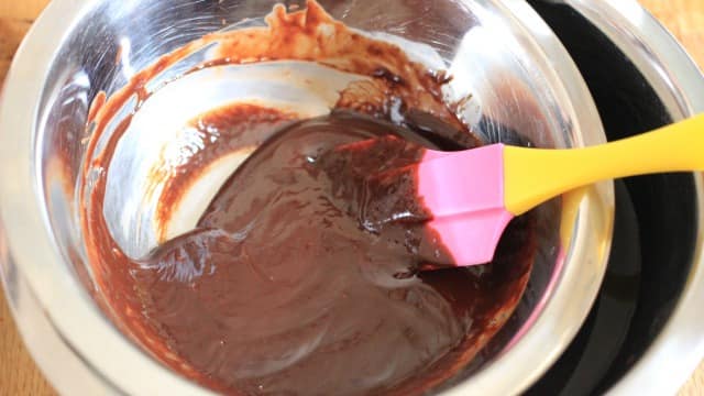 生チョコレートが固まらないときの対処法