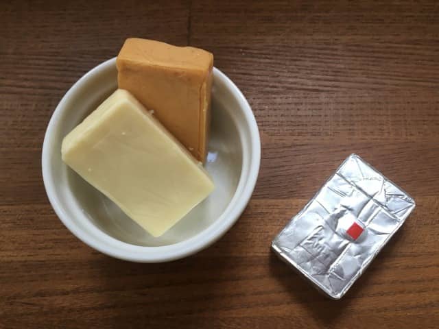 粉チーズの代用にチーズを使う方法