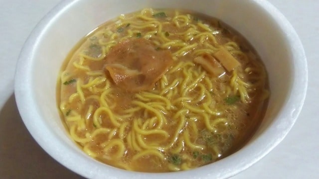 カップラーメン