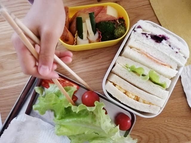 サンドイッチ弁当