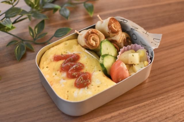 オムライス弁当