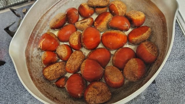 栗を茹でる